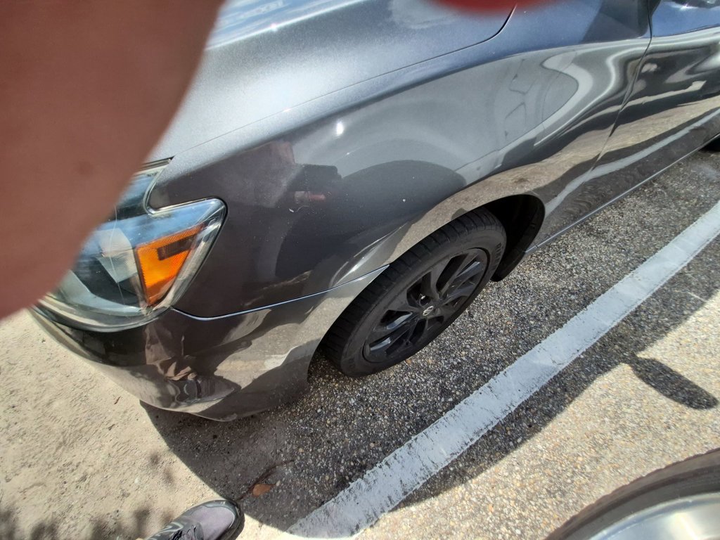 Used 2018 Nissan Sentra S w/ S Midnight Style Package FWD image 8