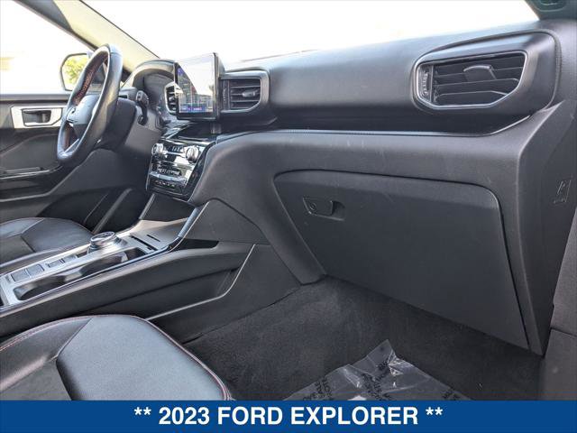 Used 2023 Ford Explorer ST-Line w/ Class IV Trailer Tow Package image 24