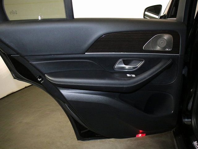Used 2022 Mercedes-Benz GLE 350 4MATIC image 29
