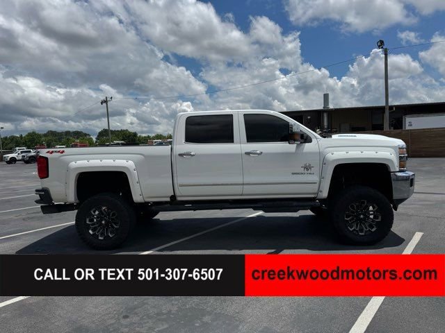 Used 2019 Chevrolet Silverado 2500 LTZ w/ Duramax Plus Package AWD/4WD image 7