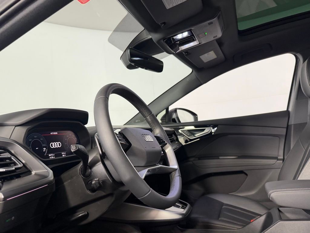 Used 2025 Audi Q4 e-tron Premium Plus w/ Premium Plus image 20