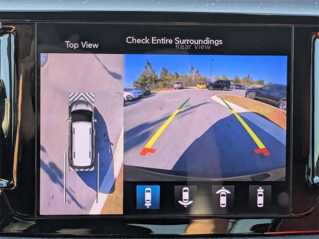 Used 2020 Chrysler Pacifica Limited w/ Quick Order Package 27H Red S image 15