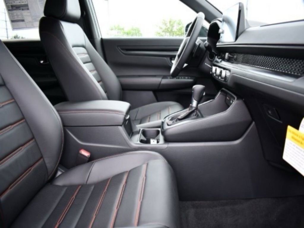 Used 2025 Honda CR-V Sport-L image 26