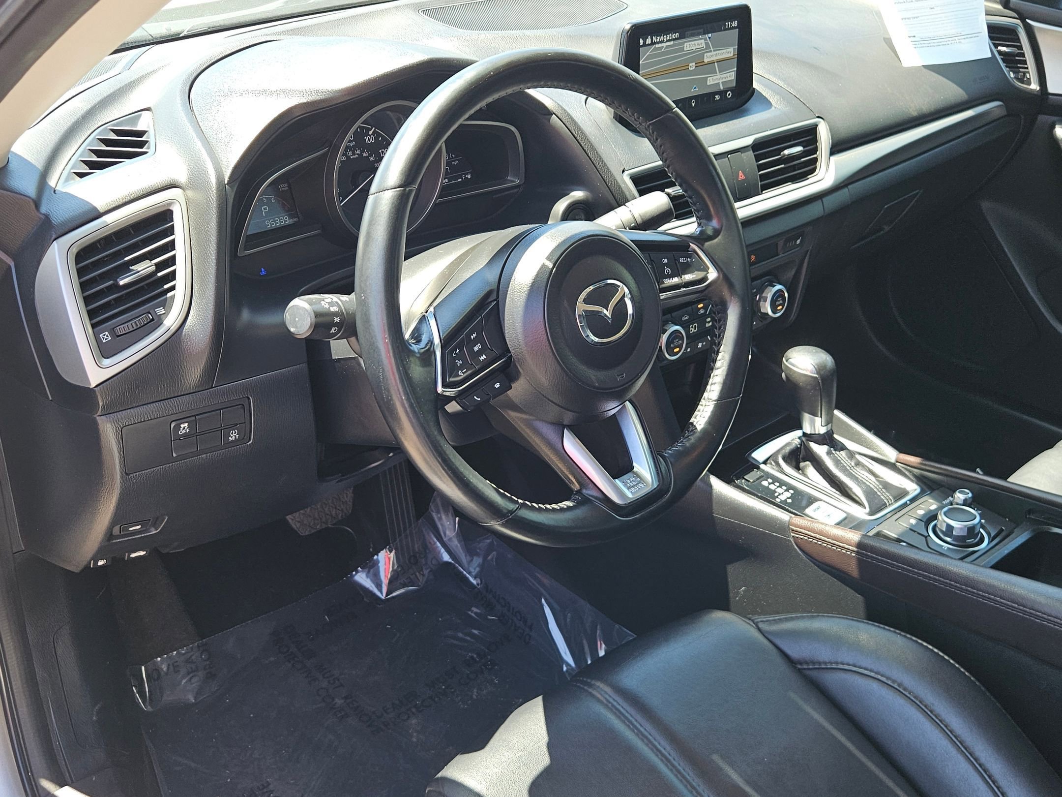 Used 2018 MAZDA MAZDA3 Touring FWD image 13