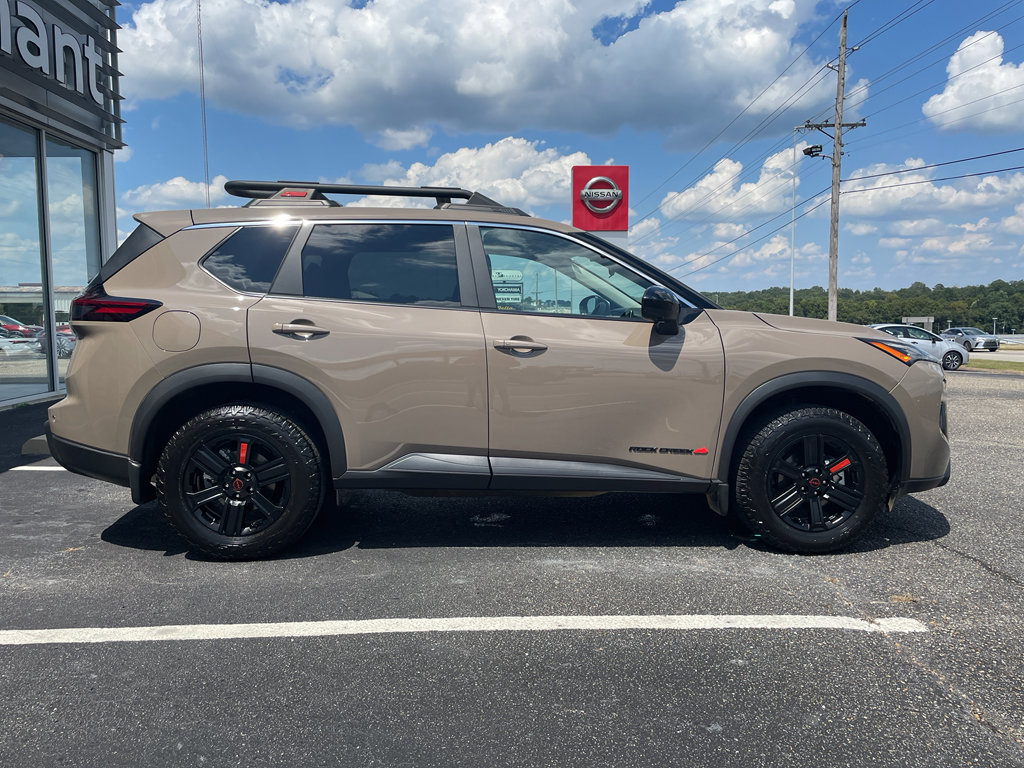 Certified 2025 Nissan Rogue SV image 22