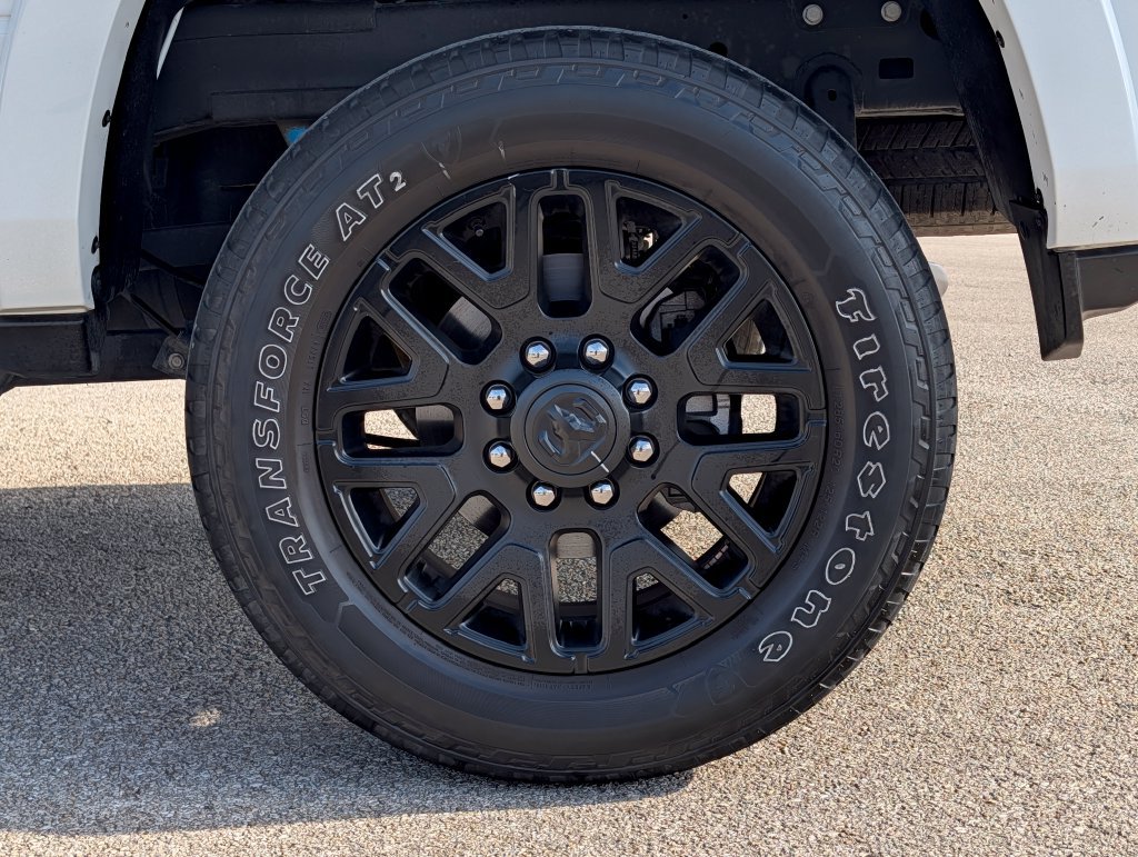 Used 2025 RAM 2500 Limited AWD/4WD image 27