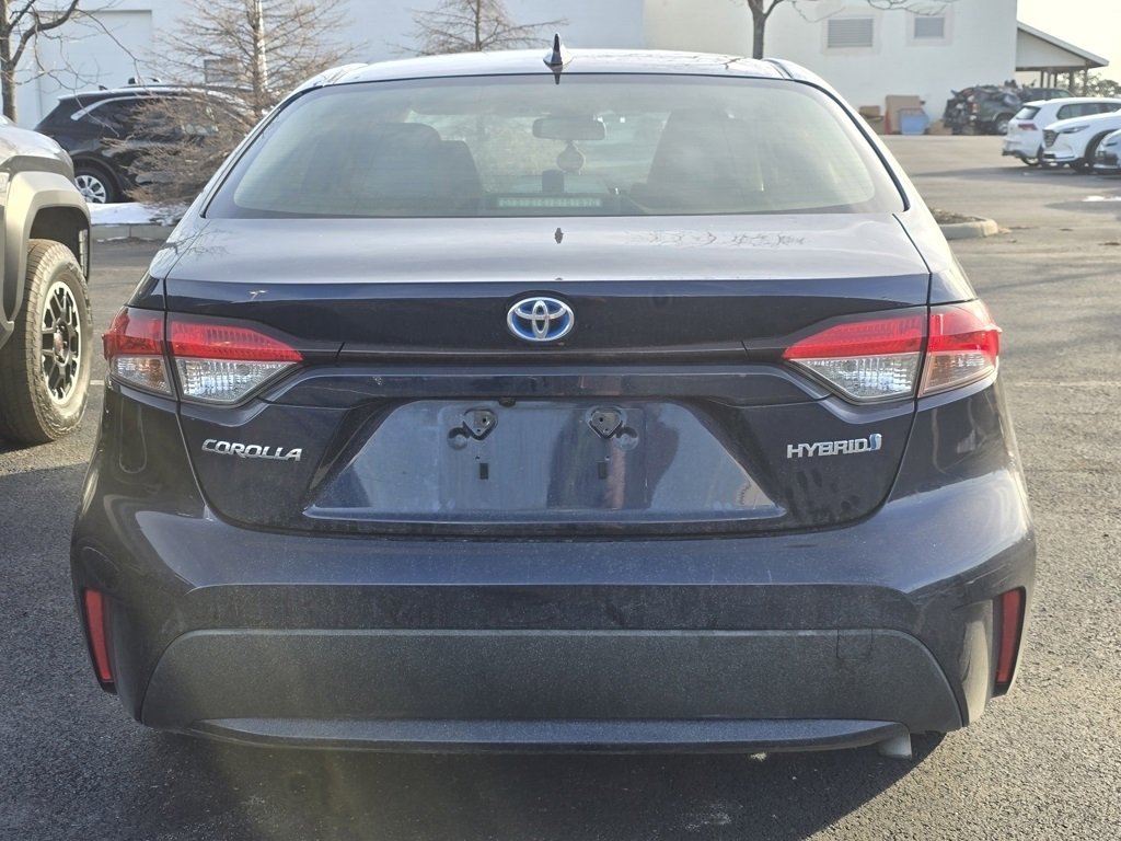 Used 2021 Toyota Corolla LE image 6