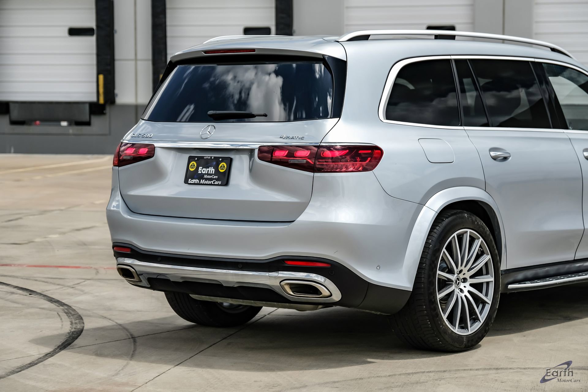 Used 2025 Mercedes-Benz GLS 580 4MATIC image 18