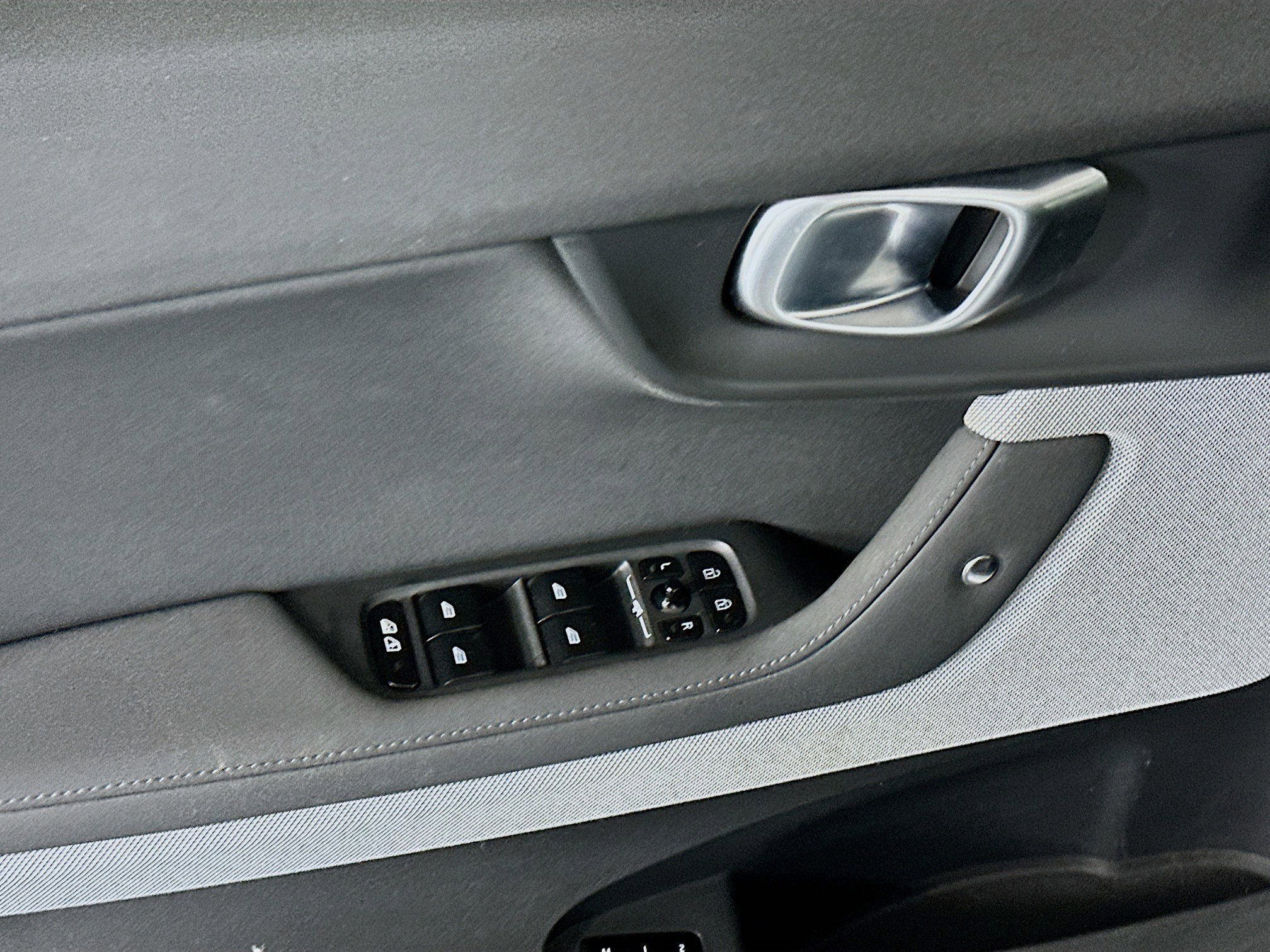 Used 2022 Polestar Polestar 2 image 15