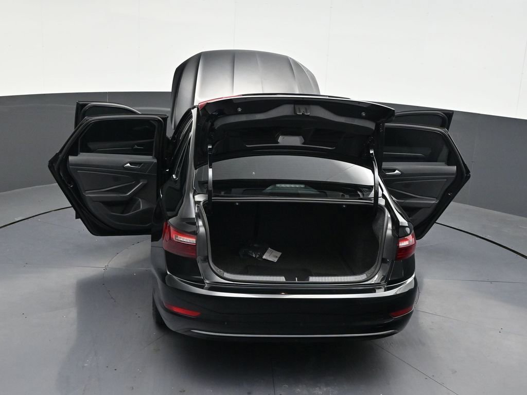 Used 2020 Volkswagen Jetta SE FWD image 35