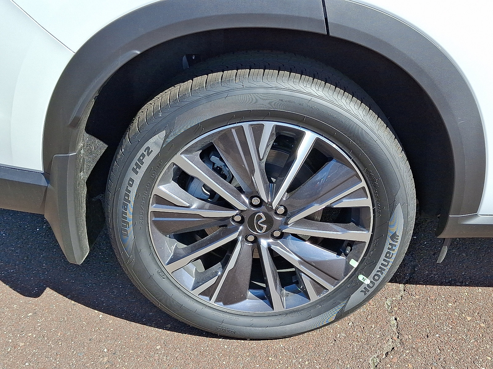 New 2026 INFINITI QX60 Luxe w/ Cargo Package FWD image 5
