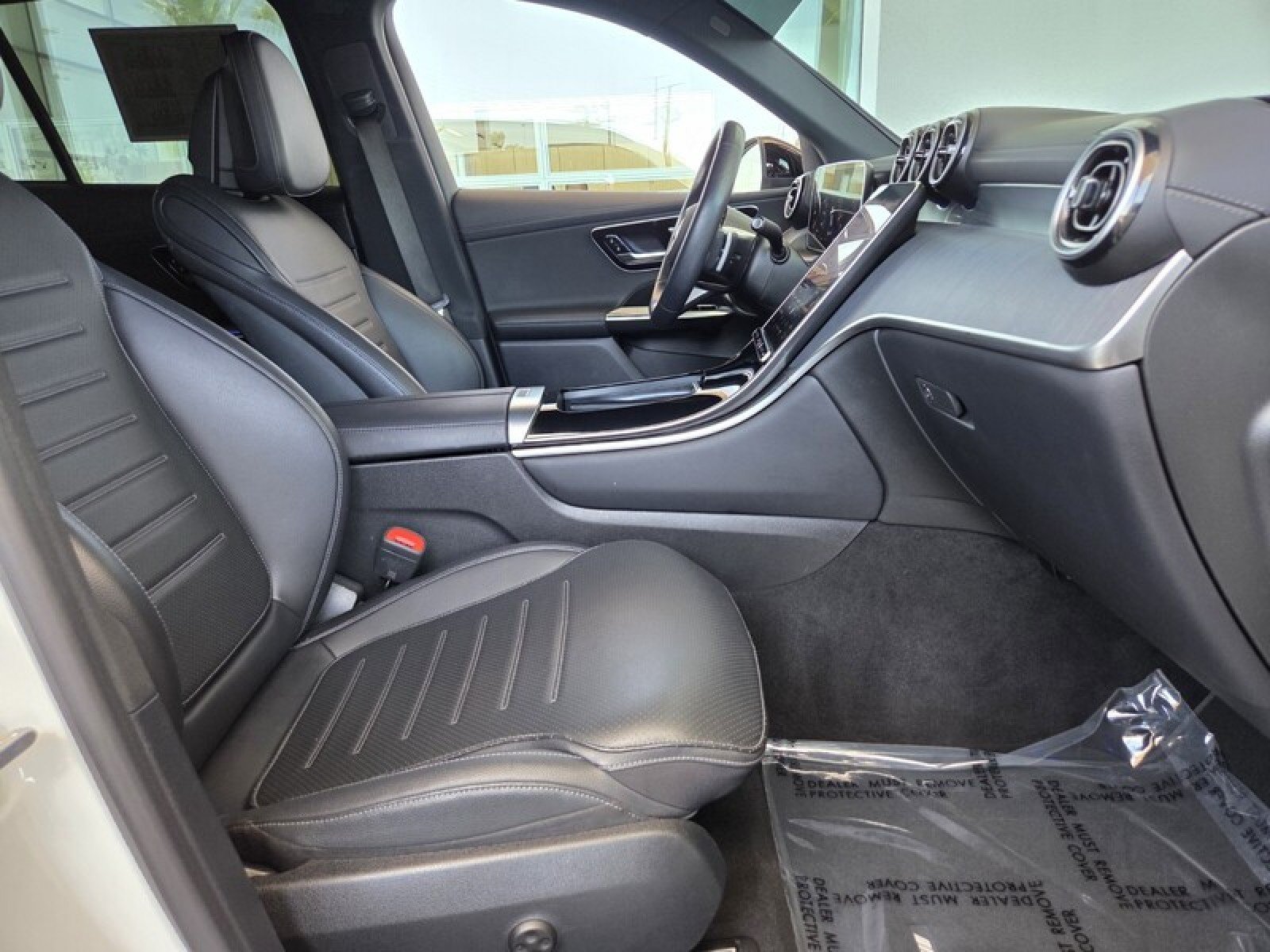 Certified 2024 Mercedes-Benz GLC 300 4MATIC image 18