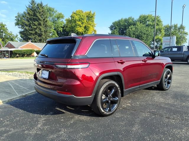 Certified 2026 Jeep Grand Cherokee Limited w/ Limited Altitude Package AWD/4WD image 7