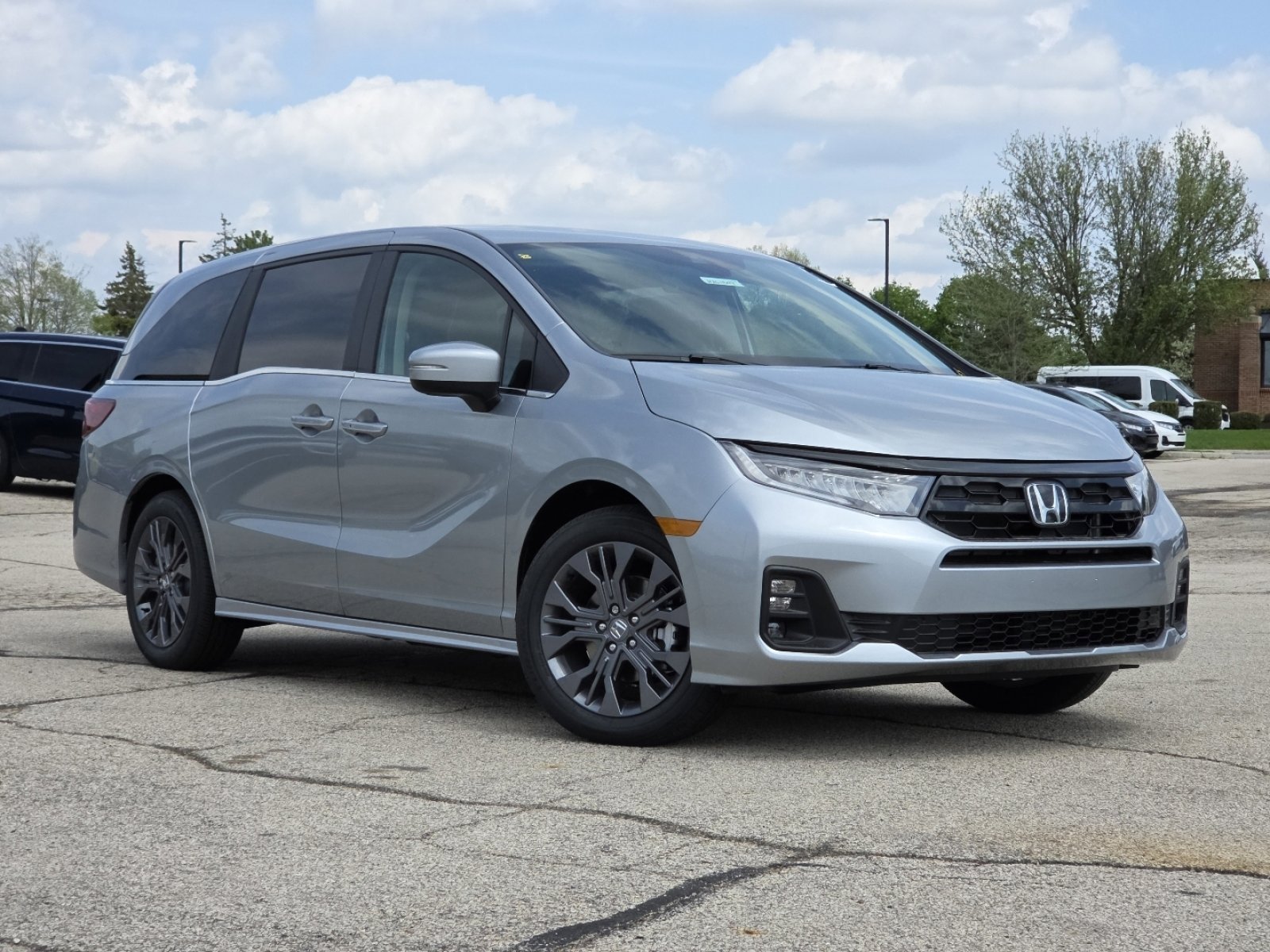New 2026 Honda Odyssey Touring video 2
