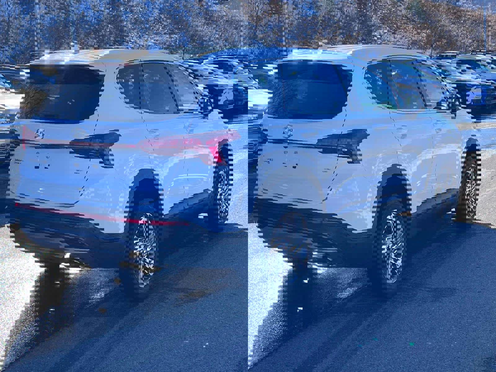 Used 2023 Hyundai Santa Fe SE image 5