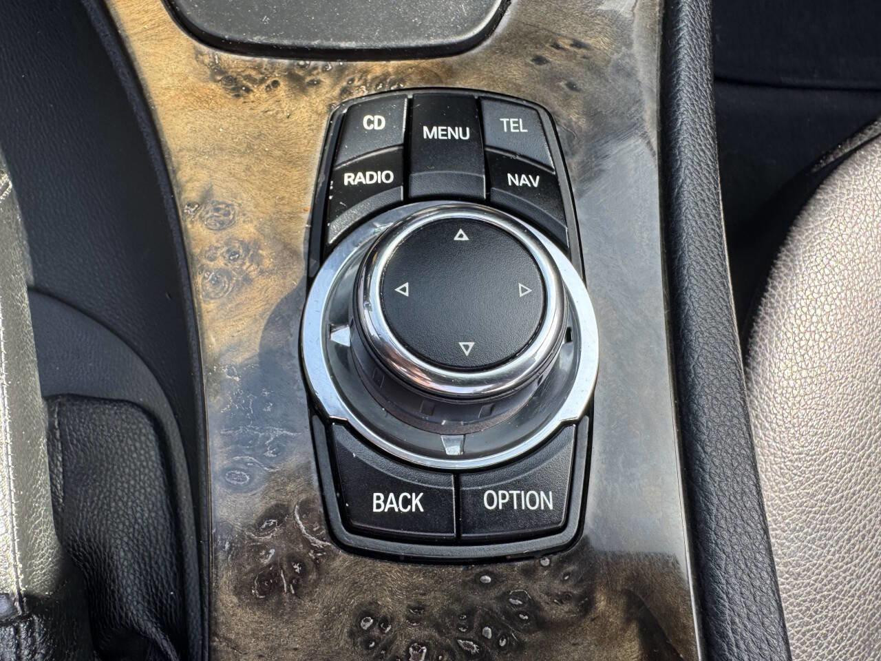 Used 2010 BMW 328i Convertible image 50