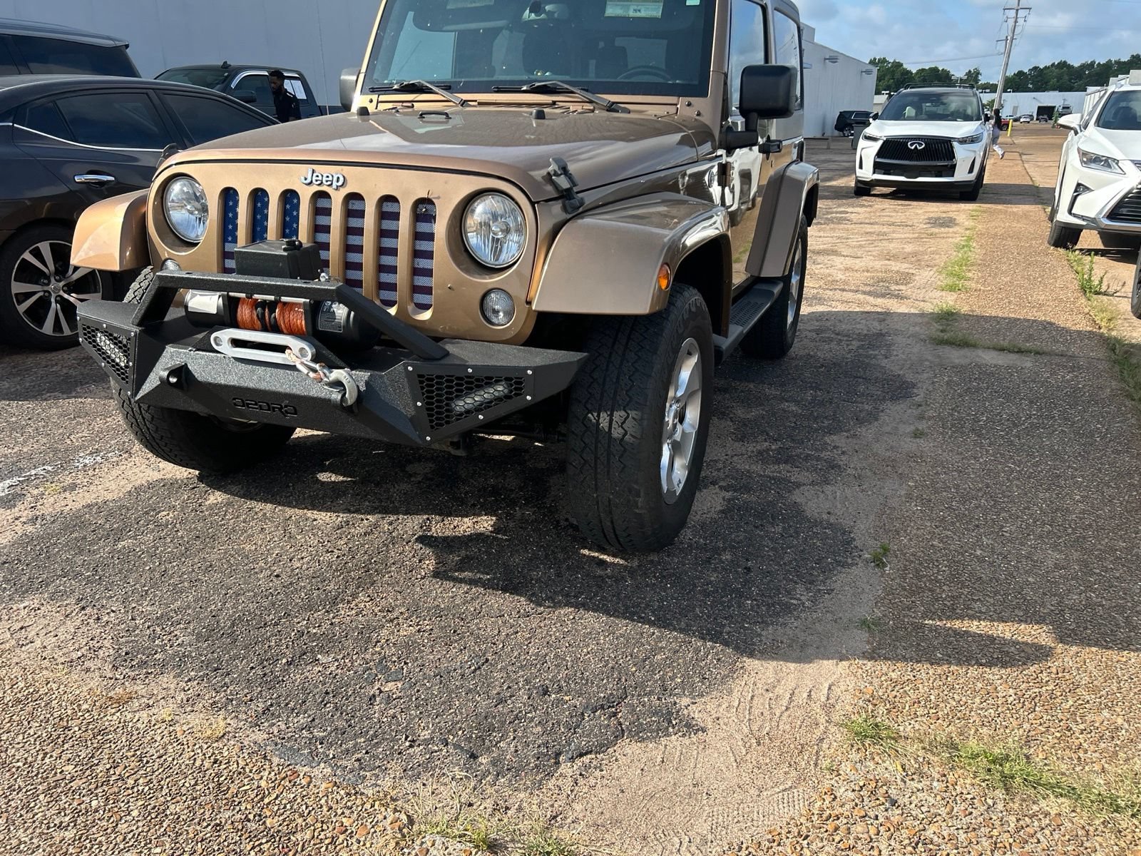 Used 2015 Jeep Wrangler Sahara w/ Dual Top Group AWD/4WD image 4