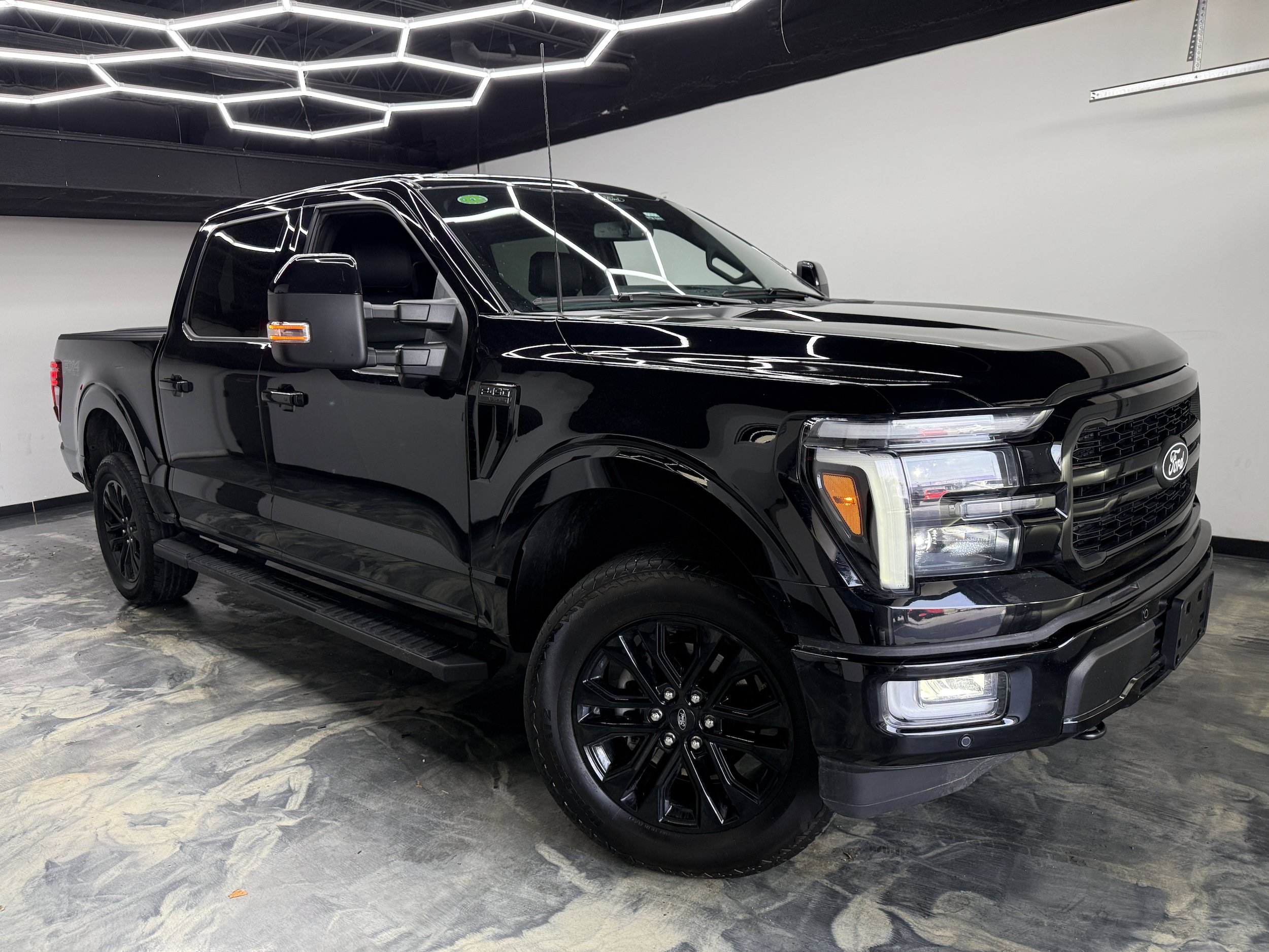 Used 2024 Ford F150 Lariat w/ Equipment Group 502A High AWD/4WD image 6