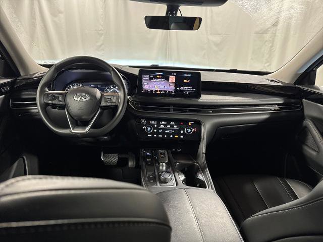 Certified 2025 INFINITI QX60 Pure image 4