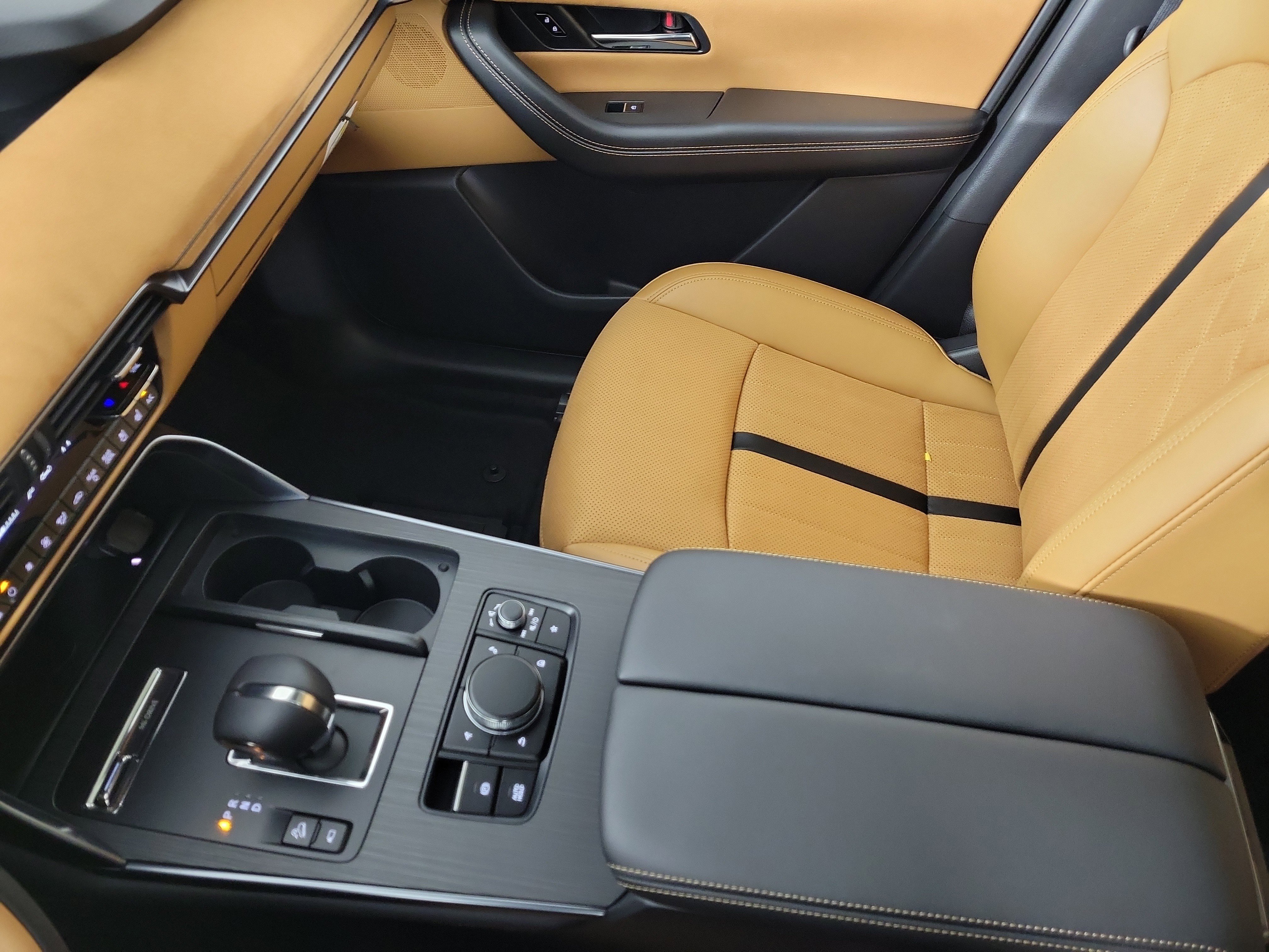 New 2026 MAZDA CX-70 3.3 Turbo S w/ Premium Plus image 25