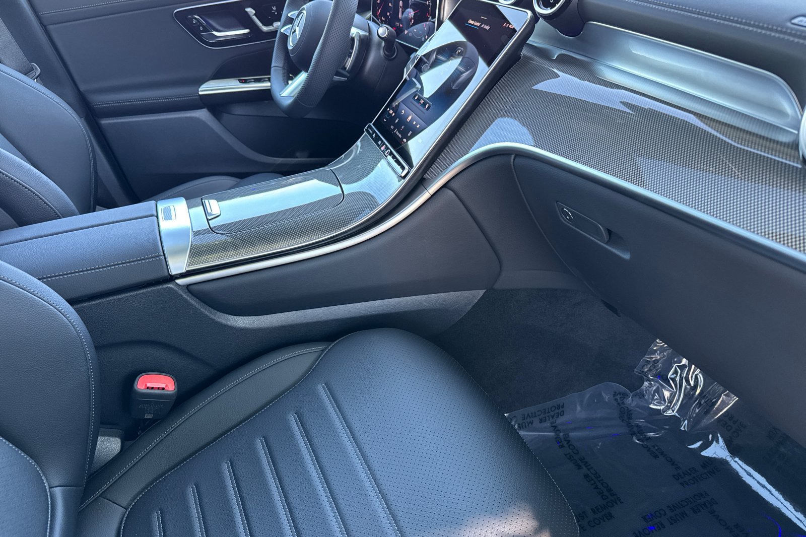 New 2026 Mercedes-Benz GLC 300 image 16