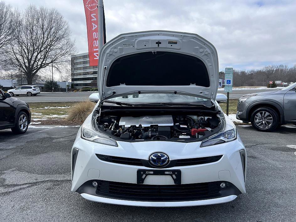Used 2022 Toyota Prius Limited image 9