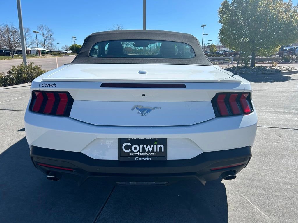 Used 2025 Ford Mustang Premium RWD image 7