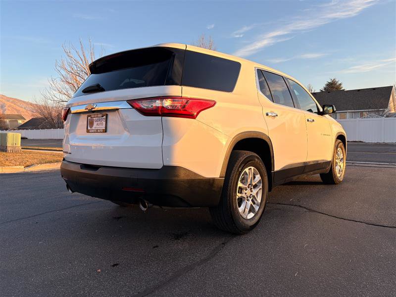 Used 2019 Chevrolet Traverse LS w/ LPO, Floor Liner Package AWD/4WD image 5