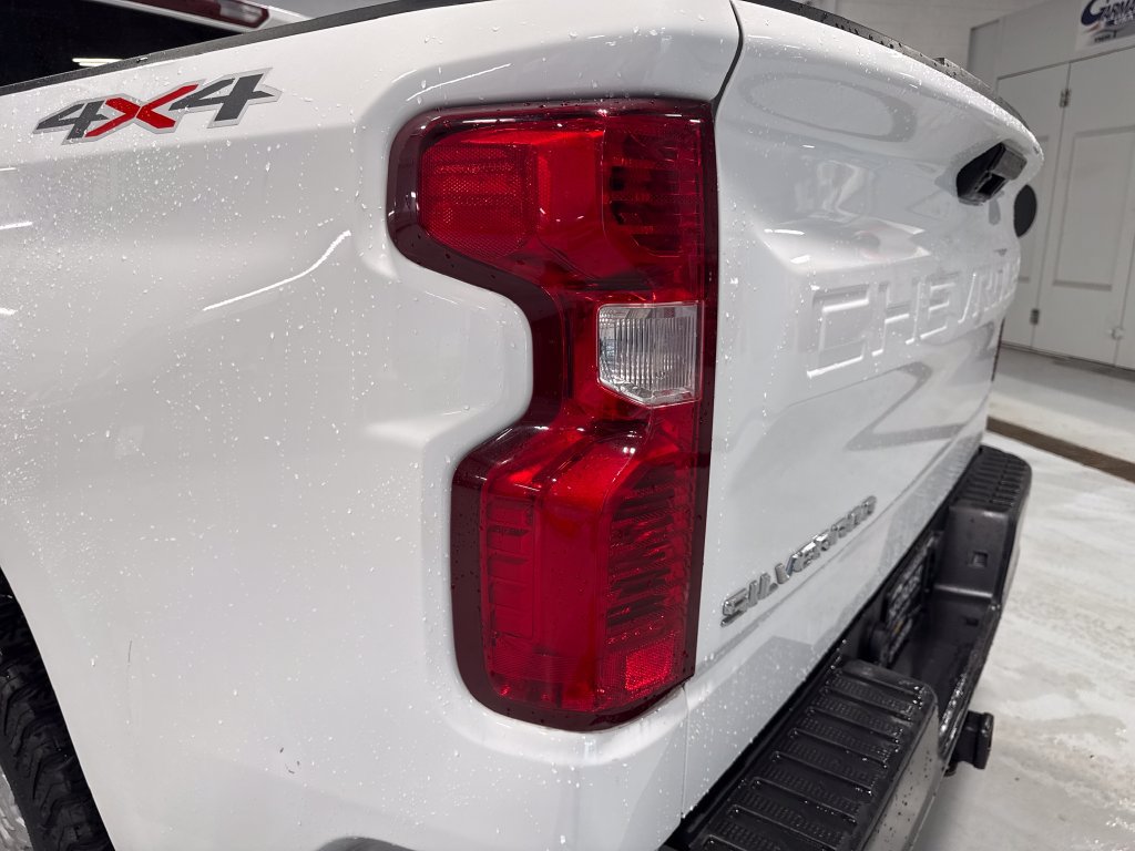 Used 2022 Chevrolet Silverado 1500 W/T w/ WT Value Package AWD/4WD image 53