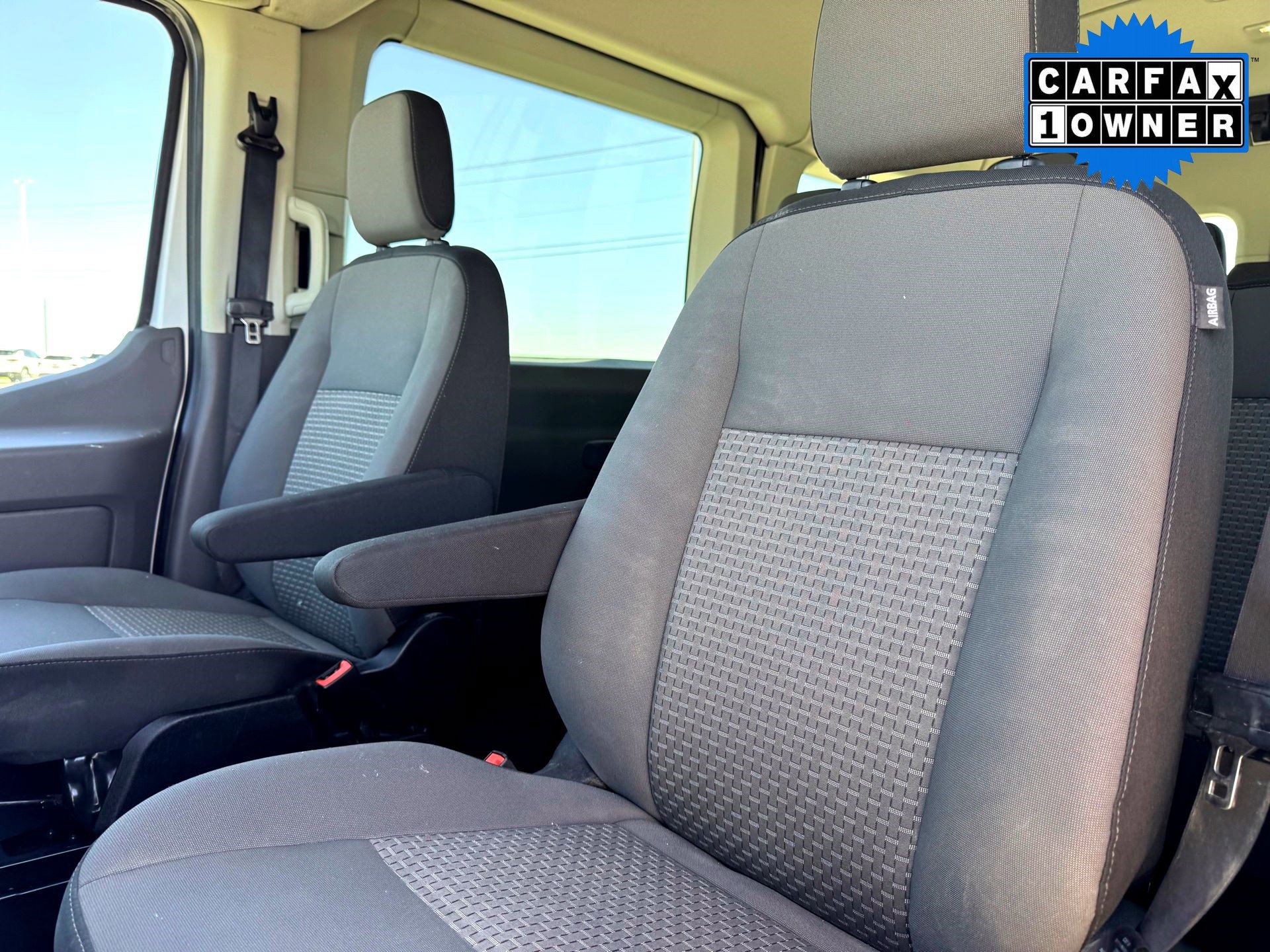 Used 2024 Ford Transit 350 XLT image 22