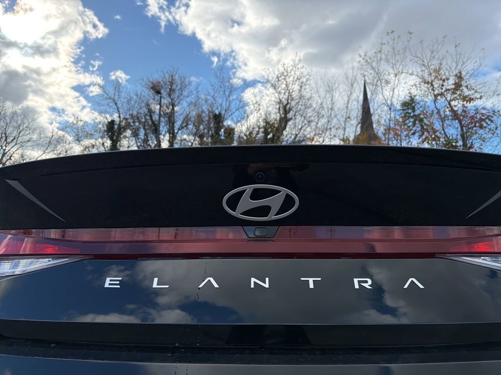 New 2026 Hyundai Elantra Sport image 10