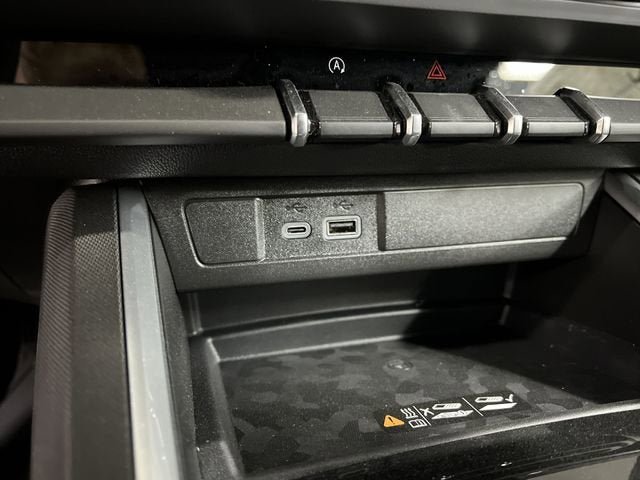 New 2026 Chevrolet Colorado Trail Boss AWD/4WD image 35