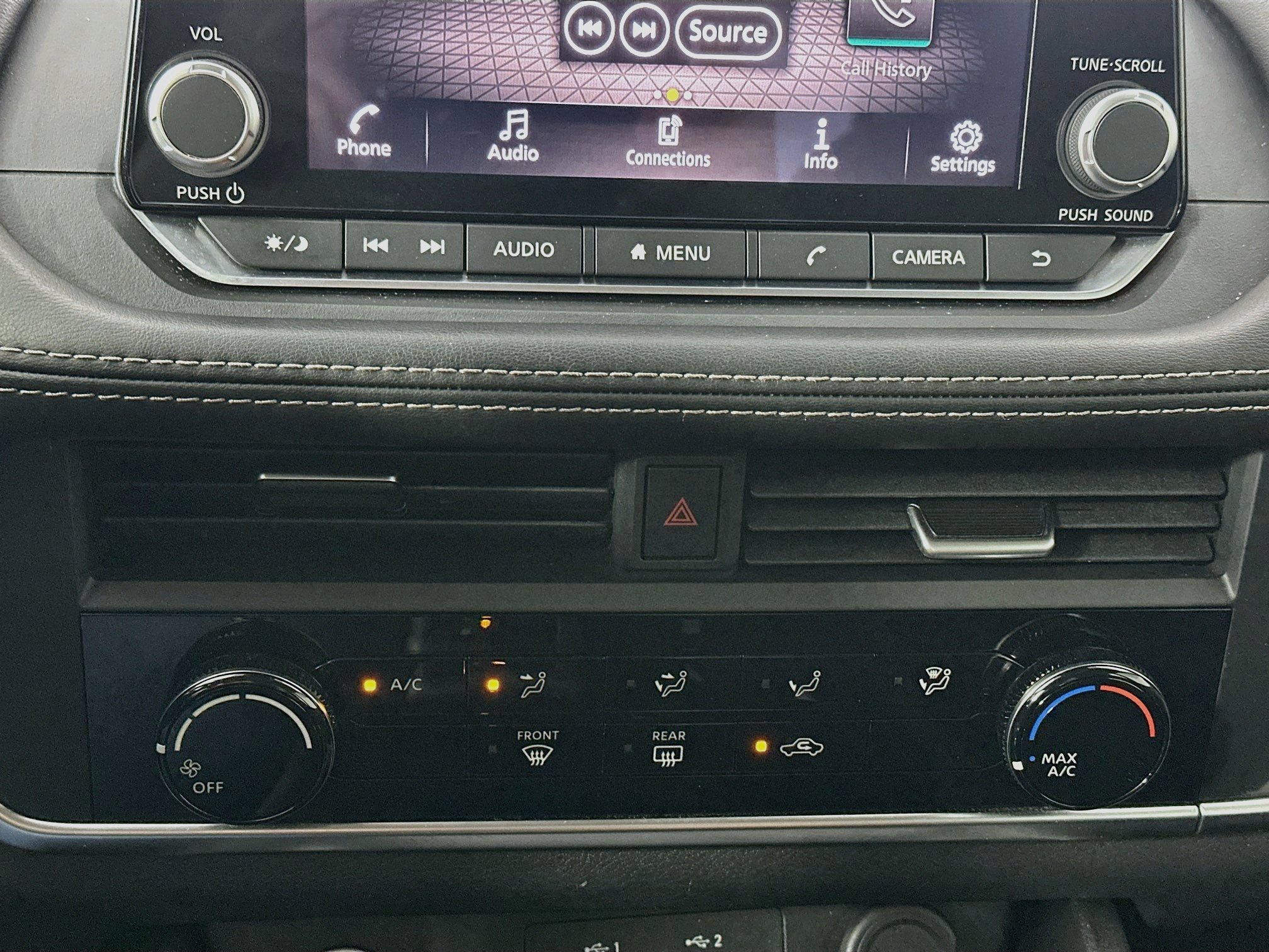 Used 2023 Nissan Rogue S FWD image 23
