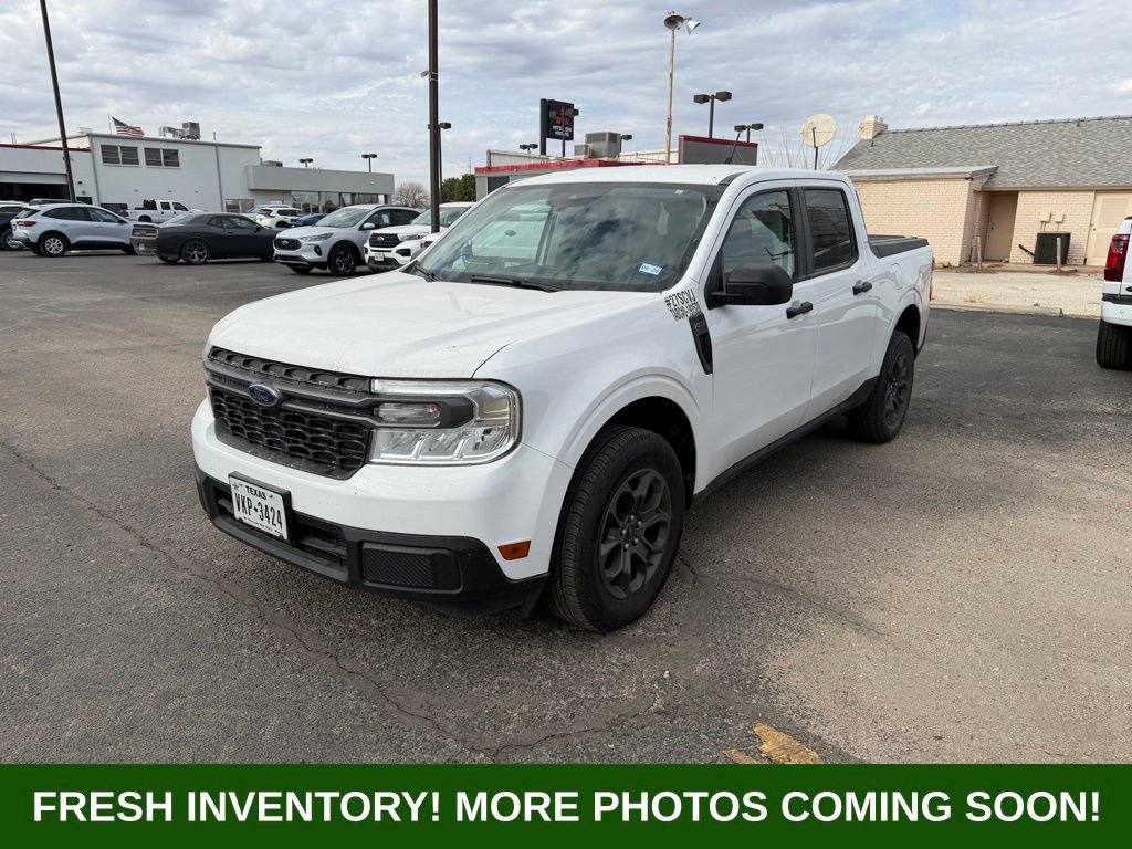 Used 2024 Ford Maverick XLT image 3