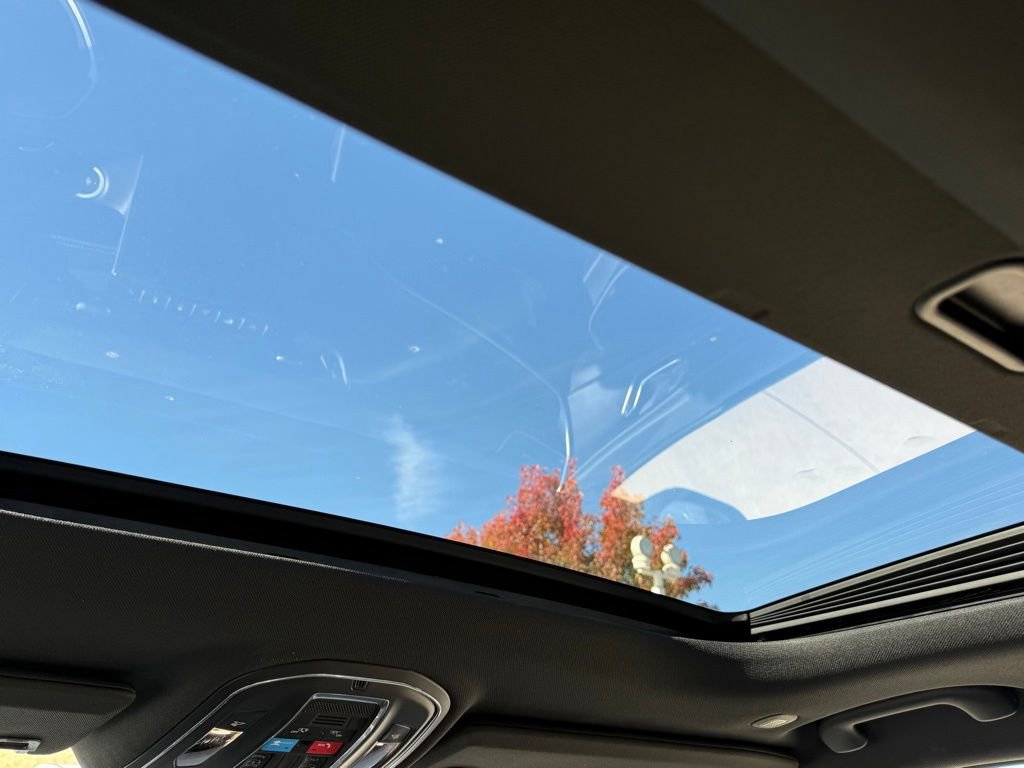 New 2025 Jeep Grand Cherokee L Laredo w/ Trailer Tow Package image 25