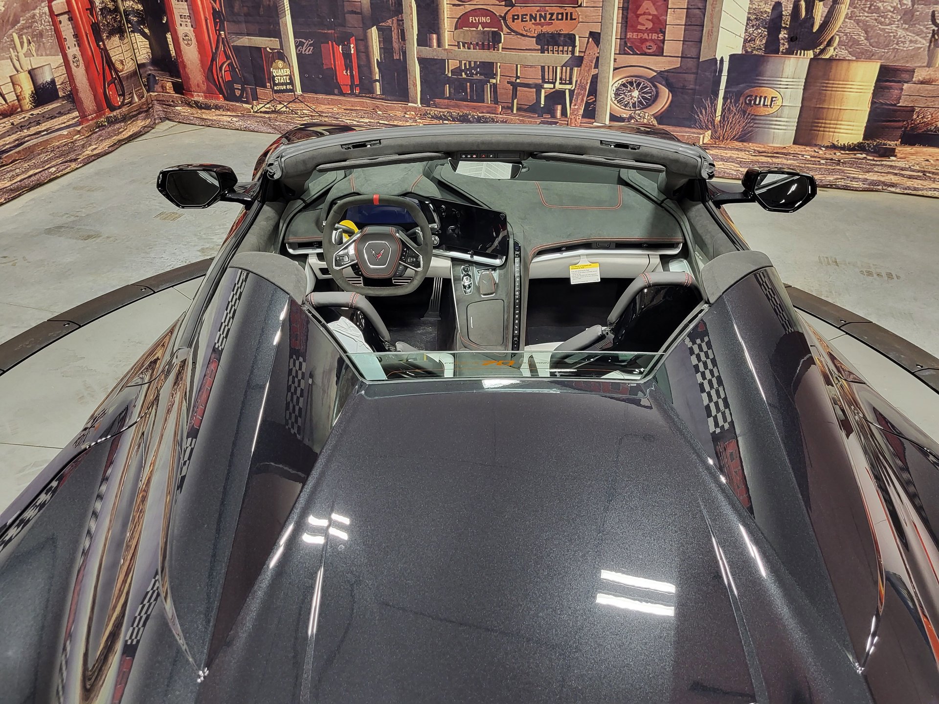 Used 2023 Chevrolet Corvette Stingray Premium Conv w/ Z51 Performance Package image 24