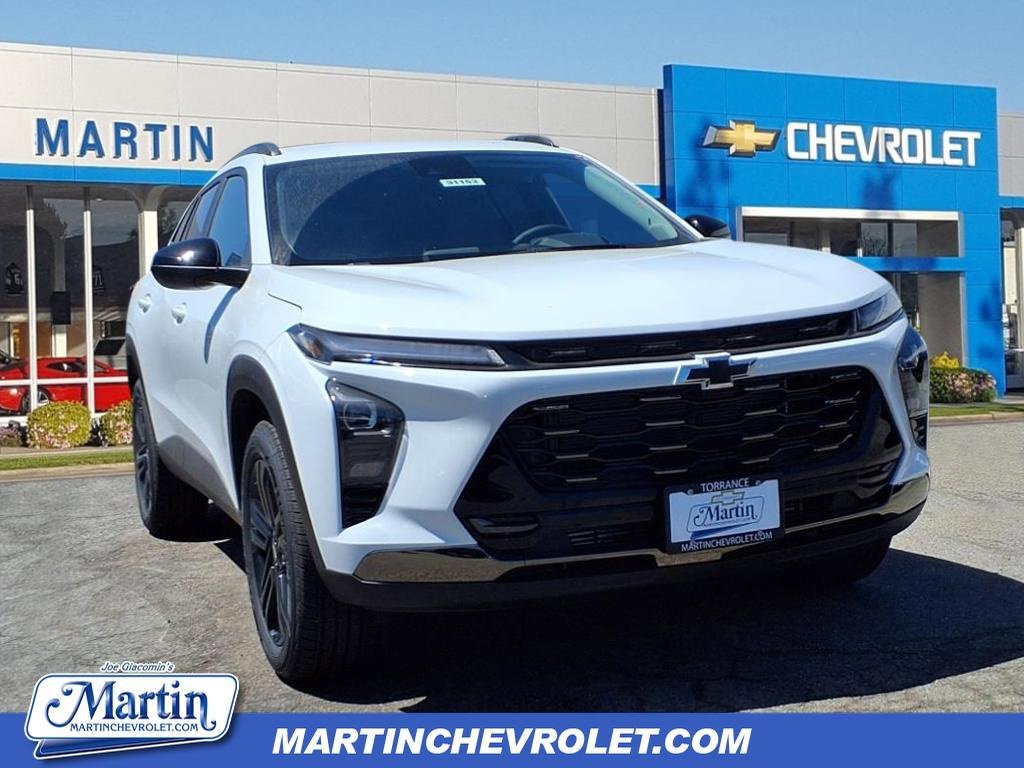 New 2025 Chevrolet Trax ACTIV w/ Driver Confidence Package image 1