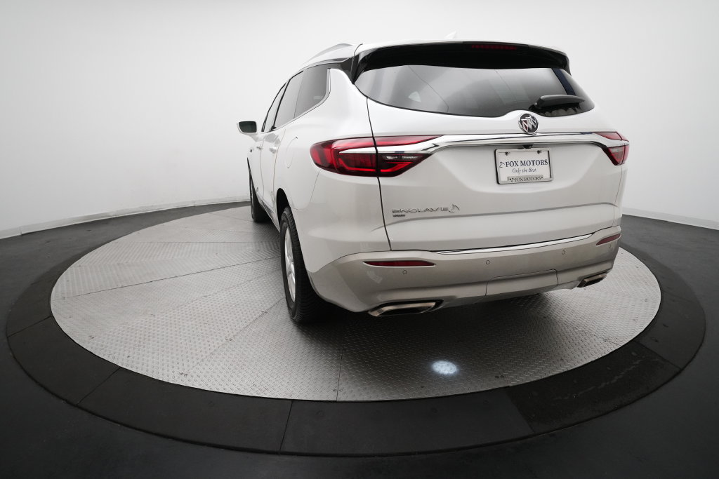 Used 2020 Buick Enclave Essence w/ Sound and Sites Package AWD/4WD image 32
