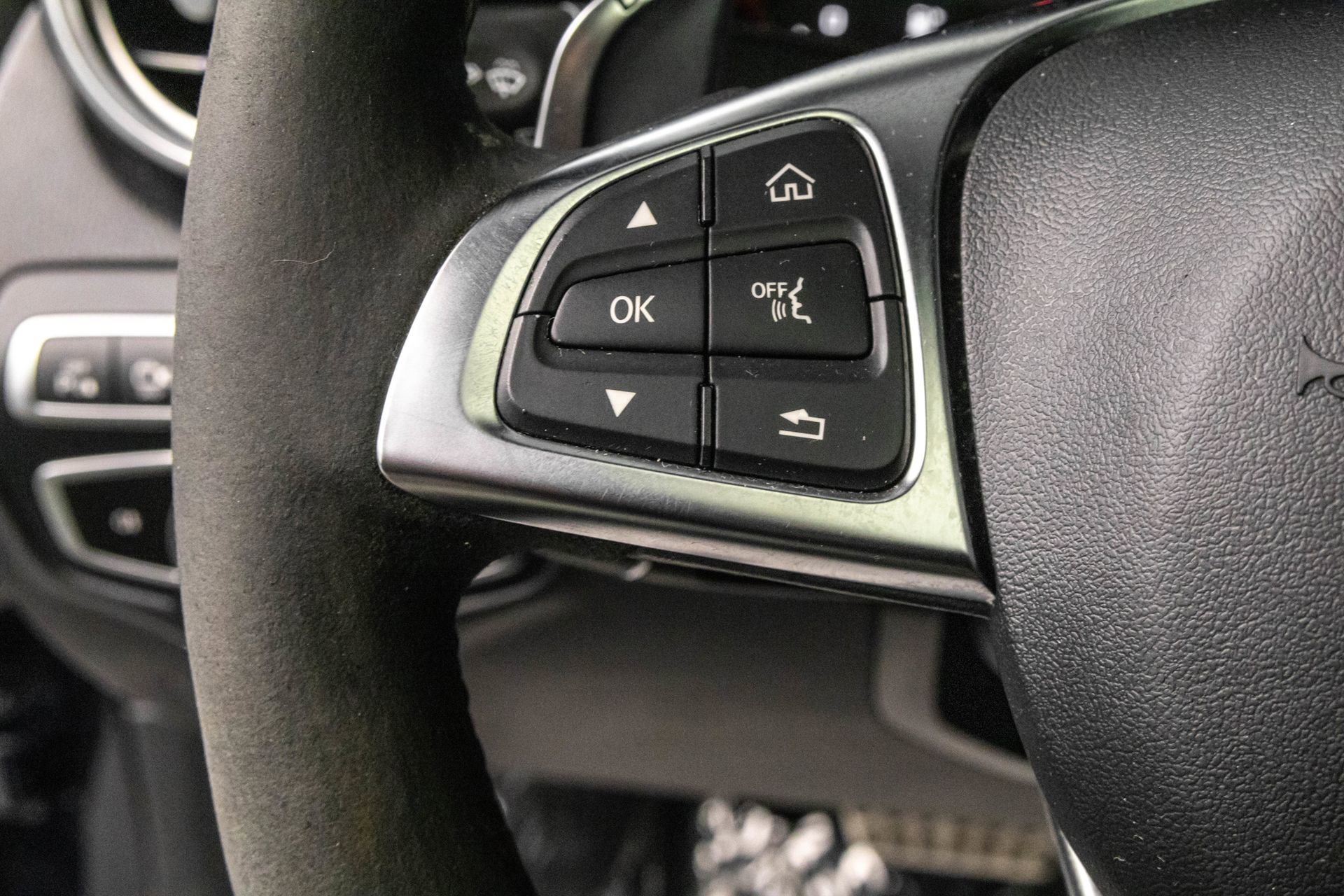 Used 2019 Mercedes-Benz GLC 63 AMG S image 18