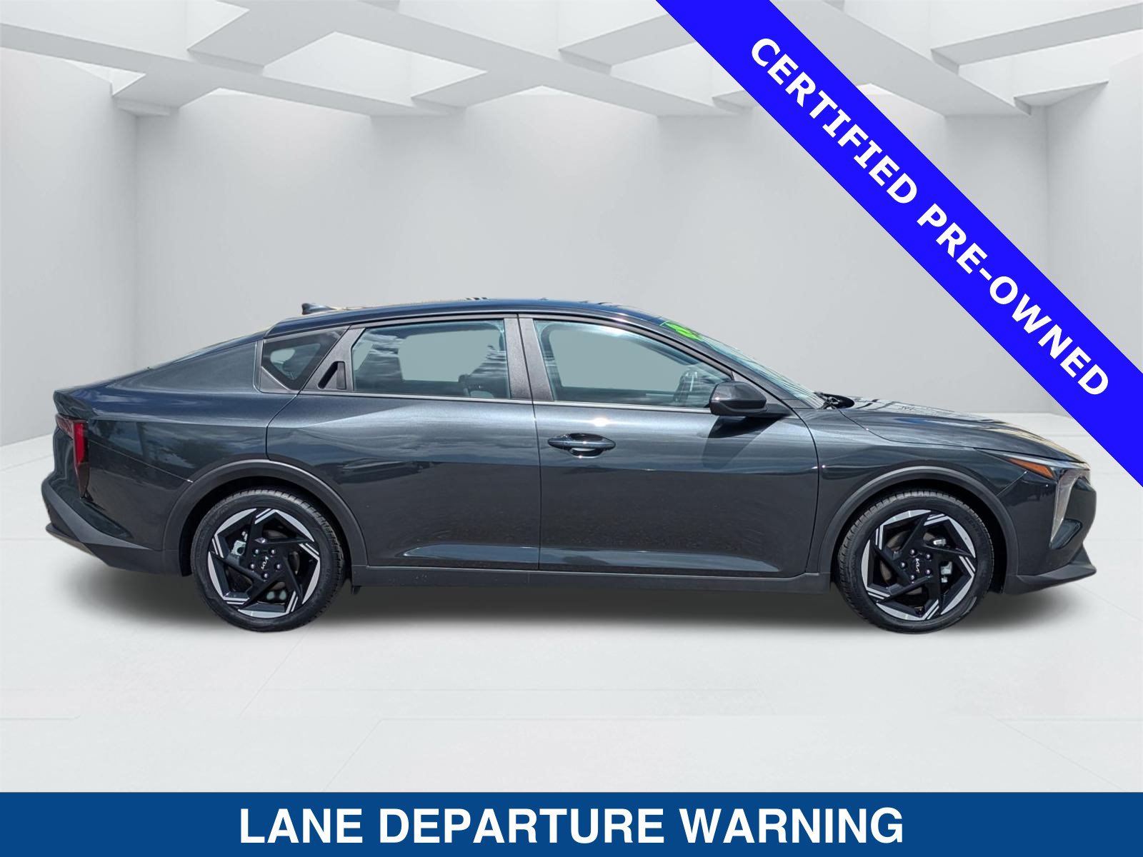Used 2025 Kia K4 EX FWD image 3