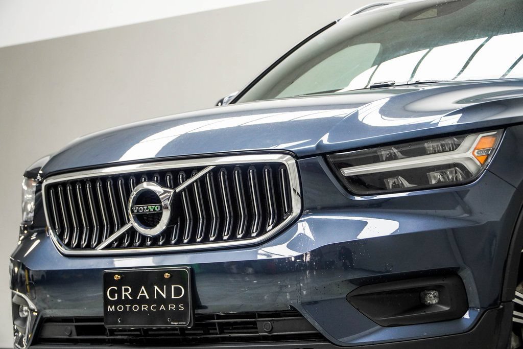 Used 2021 Volvo XC40 T5 Inscription w/ Climate Package AWD/4WD image 2