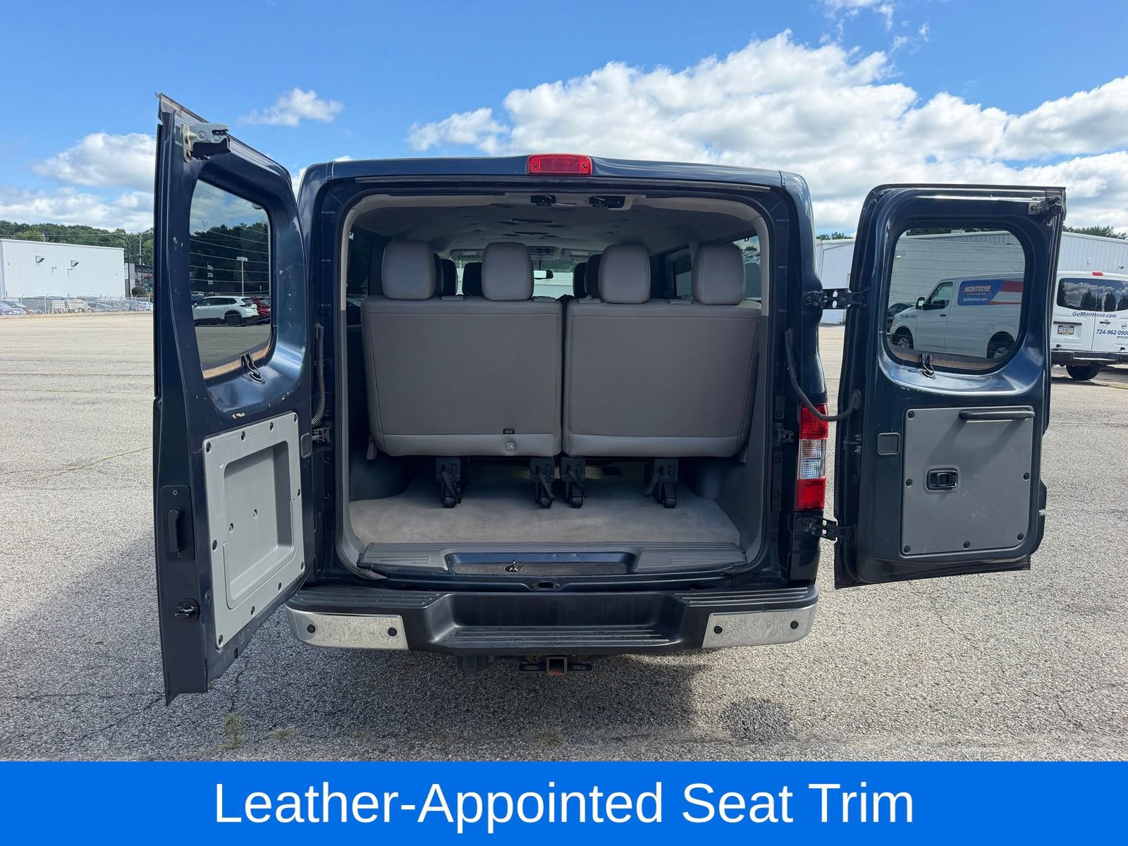 Used 2018 Nissan NV 3500 SL RWD image 31