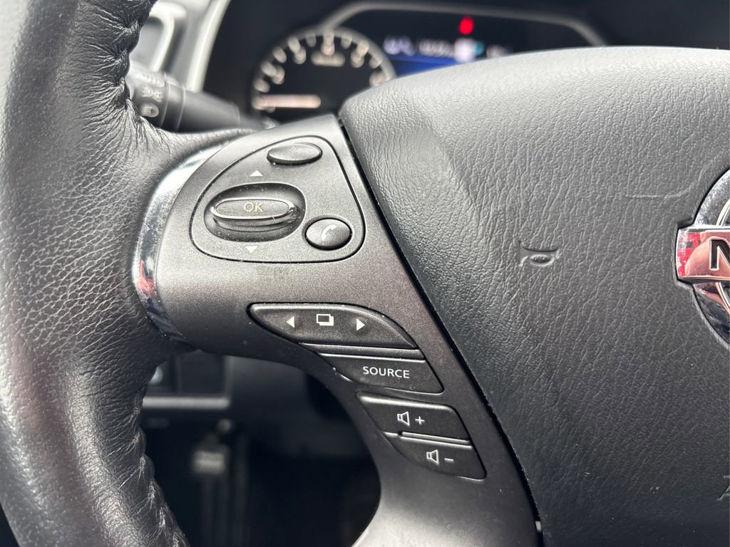 Used 2021 Nissan Murano SL w/ SL Moonroof Package image 38