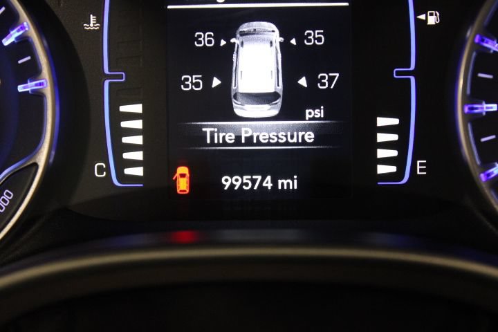 Used 2021 Chrysler Voyager Lxi FWD image 5