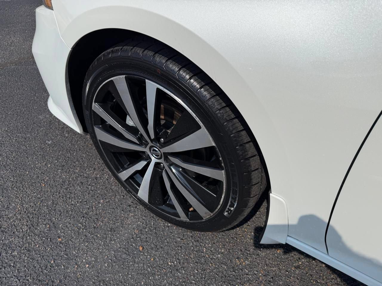 Used 2022 Nissan Altima 2.5 SR AWD/4WD image 8
