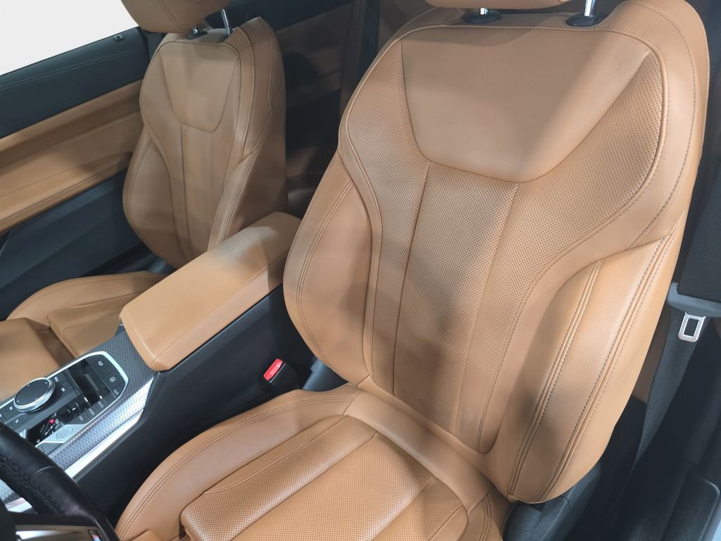 Used 2024 BMW M440i Convertible w/ Premium Package image 12