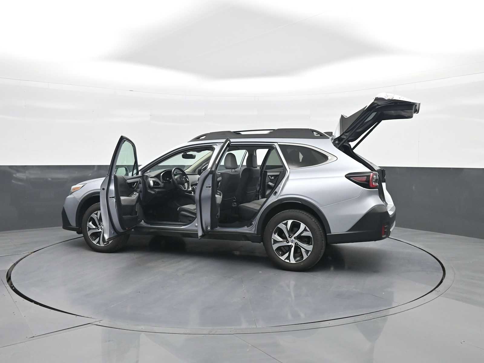 Used 2022 Subaru Outback Limited image 47