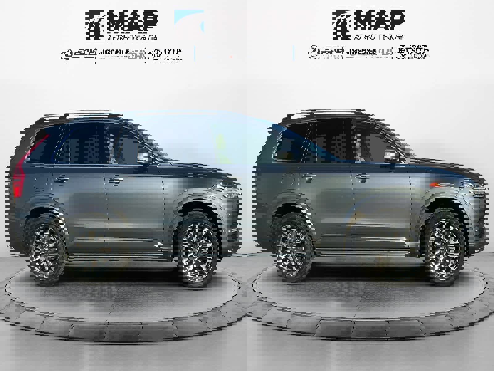 Used 2018 Volvo XC90 T6 Momentum w/ Convenience Package image 6