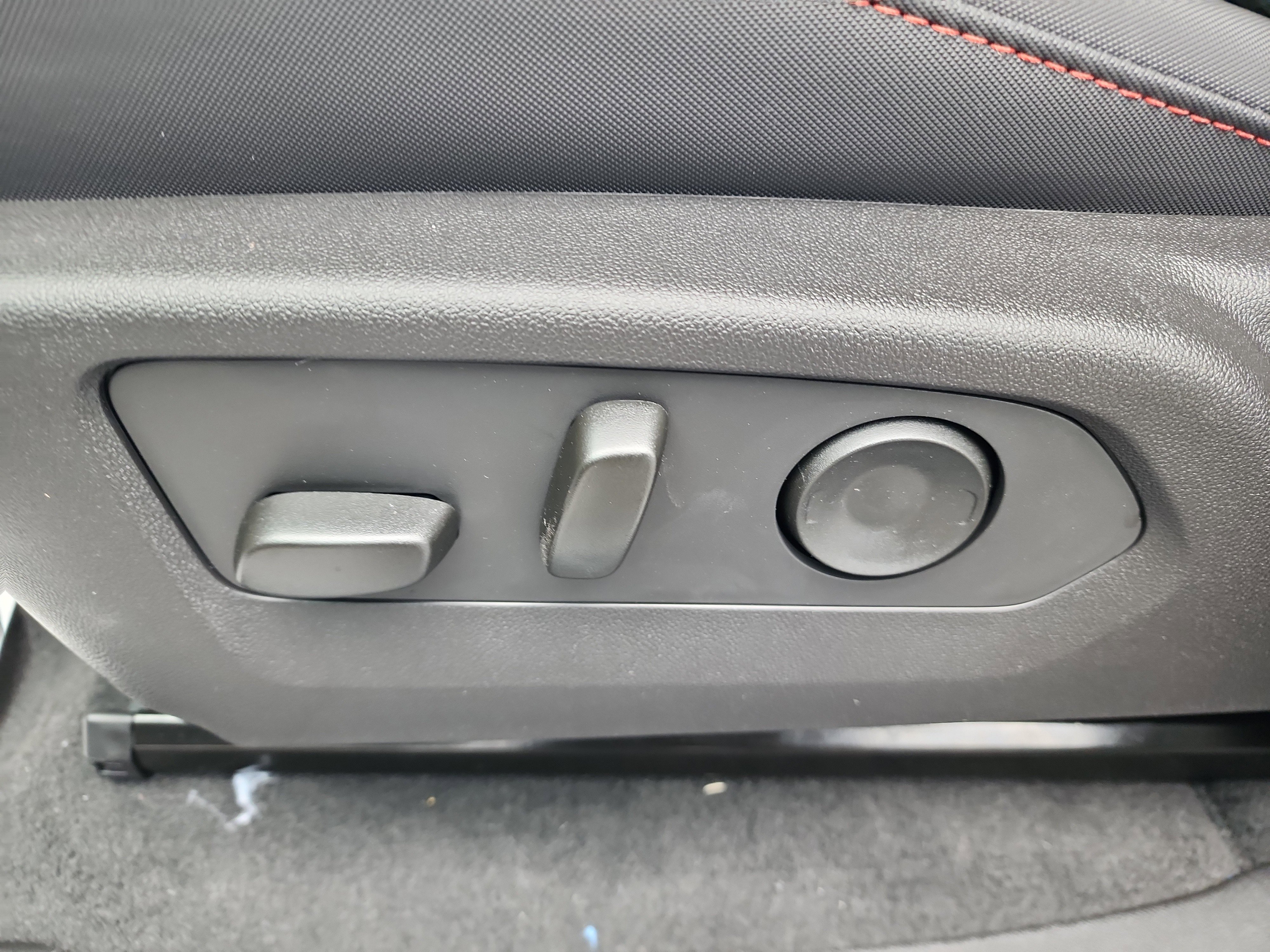 New 2026 Chevrolet Colorado Z71 image 12