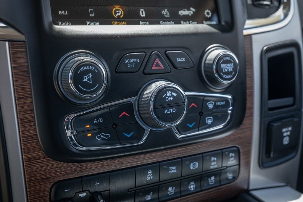 Used 2018 RAM 2500 Laramie w/ Convenience Group image 31